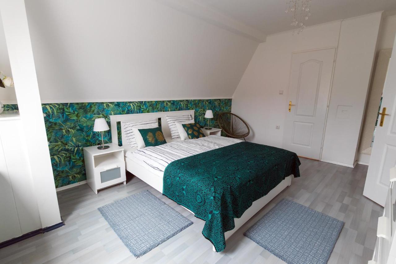 Ketpava Vendeghaz Hotell Igal Exteriör bild