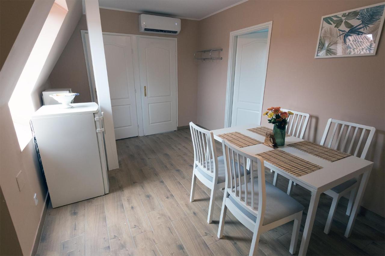 Ketpava Vendeghaz Hotell Igal Exteriör bild